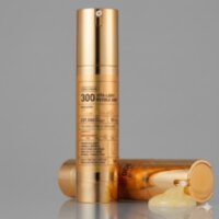 VT Cosmetics Vita-Light Reedle Shot 300 Интенсивная бустер-сыворотка с микроиглами и витамином C, 50 мл